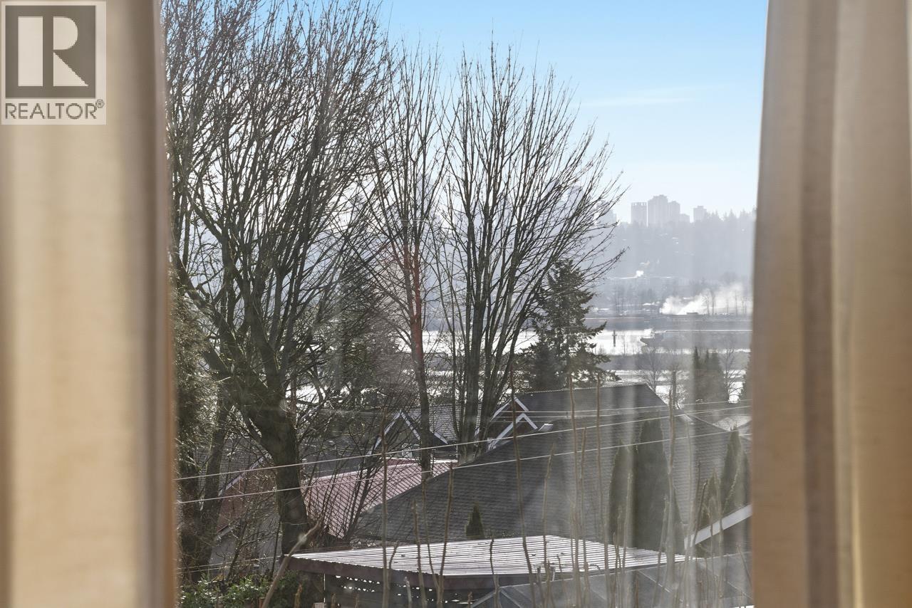 348 Simpson Street, New Westminster, British Columbia  V3L 3J9 - Photo 15 - R3089269