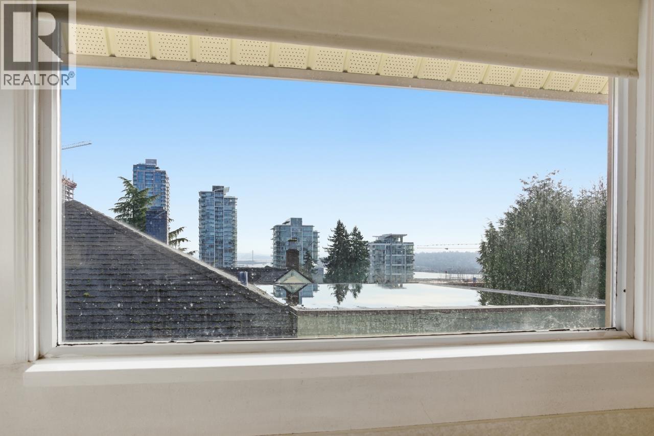 348 Simpson Street, New Westminster, British Columbia  V3L 3J9 - Photo 12 - R3089269