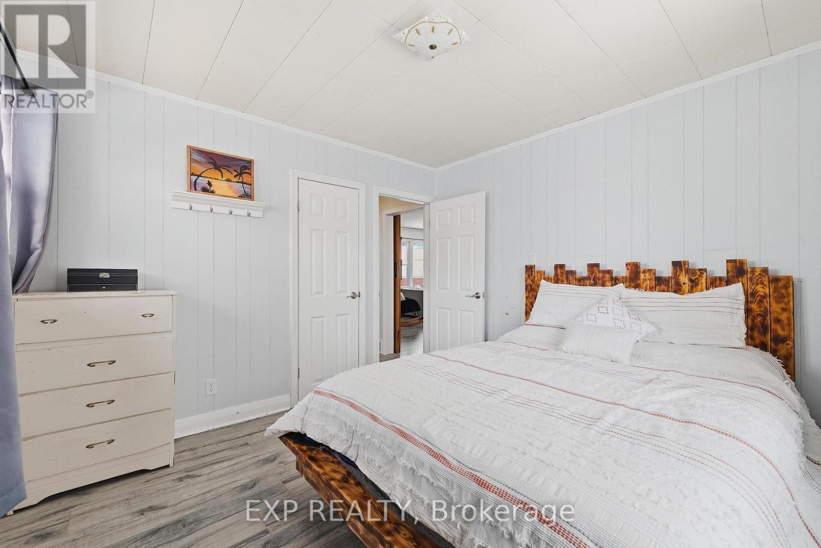 340 Binning Street W, North Perth, Ontario  N4W 1G6 - Photo 14 - X12781770