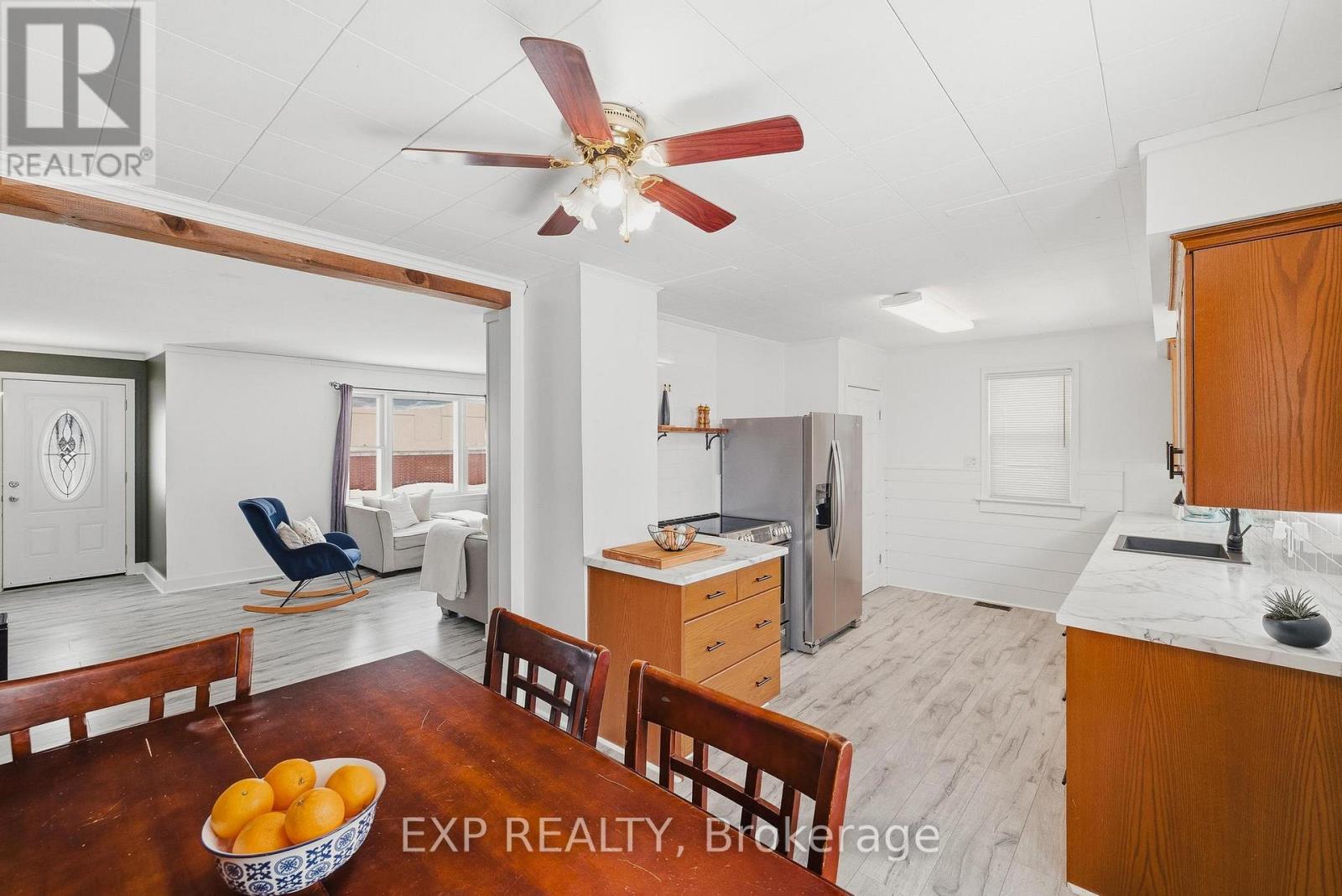 340 Binning Street W, North Perth, Ontario  N4W 1G6 - Photo 2 - X12781770