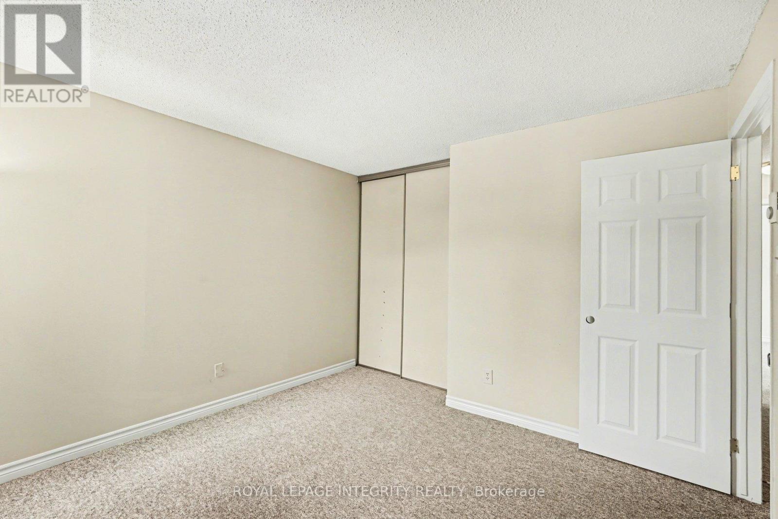 49 - 128 Rushford Private, Ottawa, Ontario  K1T 3C5 - Photo 12 - X12610680