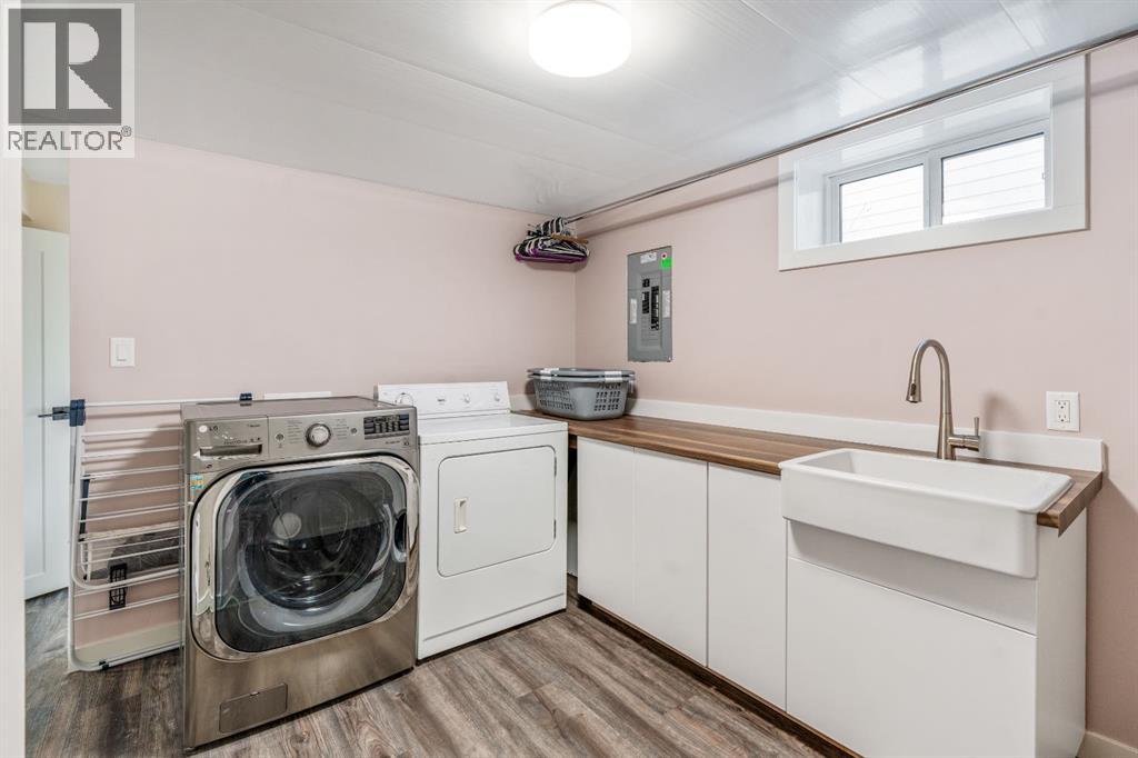 938 7a Street S, Lethbridge, Alberta  T1J 2J2 - Photo 19 - A2285686