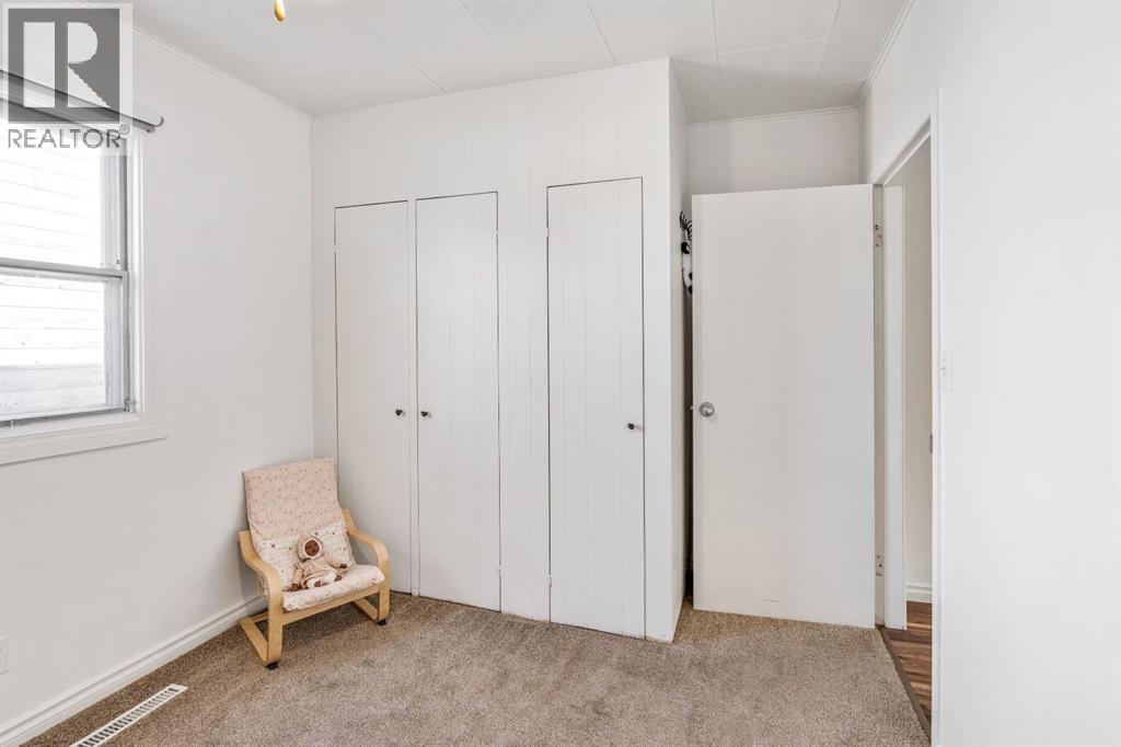 938 7a Street S, Lethbridge, Alberta  T1J 2J2 - Photo 17 - A2285686