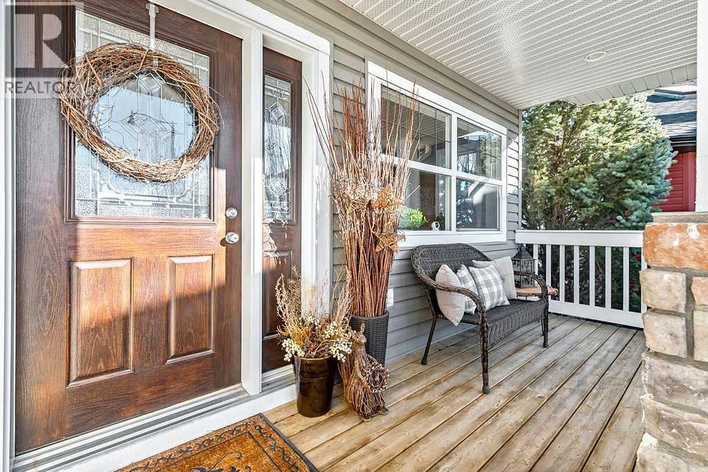 718 Hamptons Bay Se, High River, Alberta  T1V 0A9 - Photo 2 - A2283880