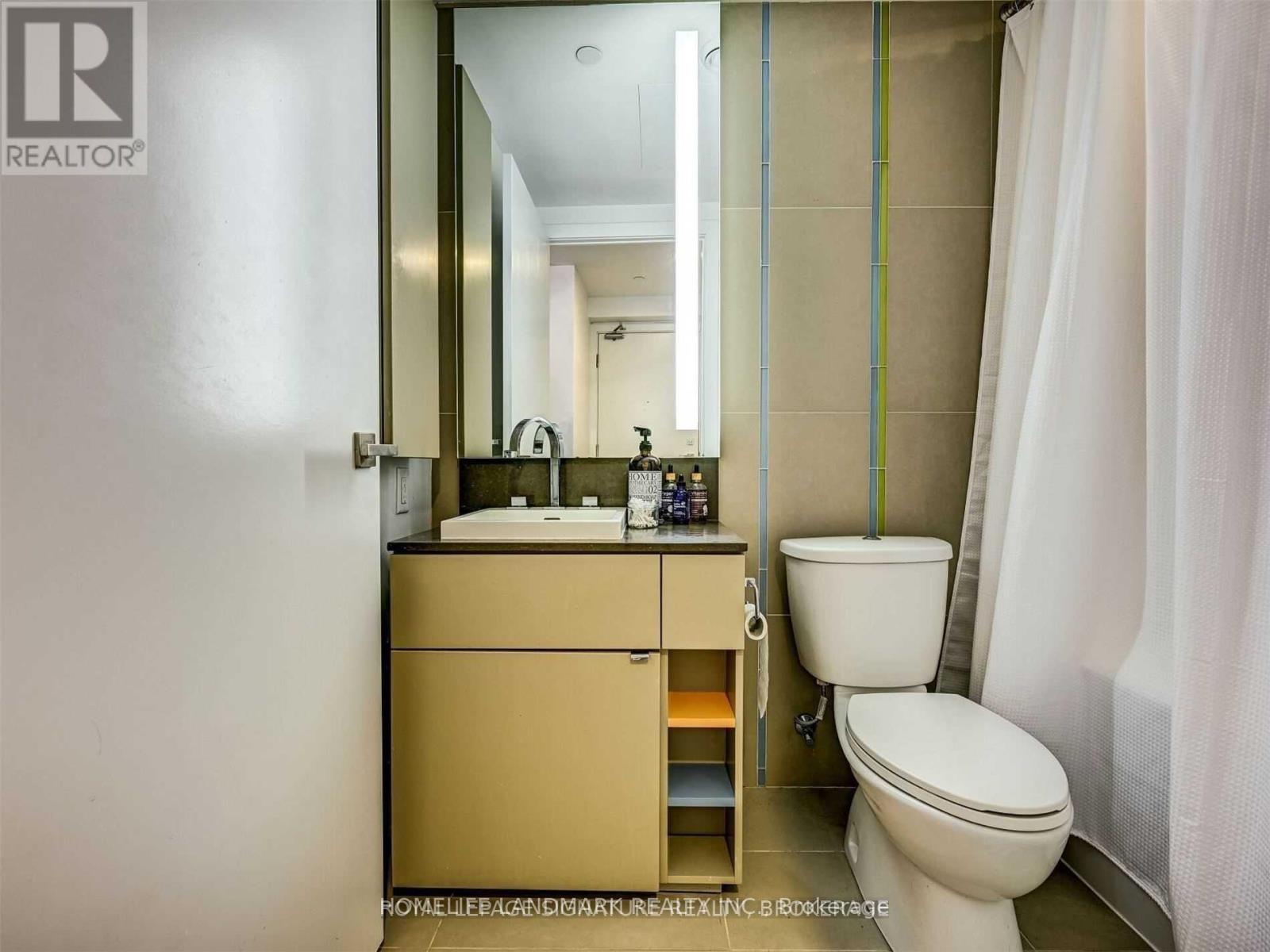 701 - 101 Peter Street, Toronto, Ontario  M5V 2G9 - Photo 10 - C12780346