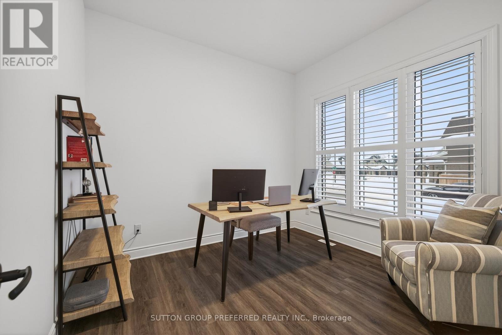 105 Harvest Lane, Thames Centre, Ontario  N0L 1G2 - Photo 6 - X12781792