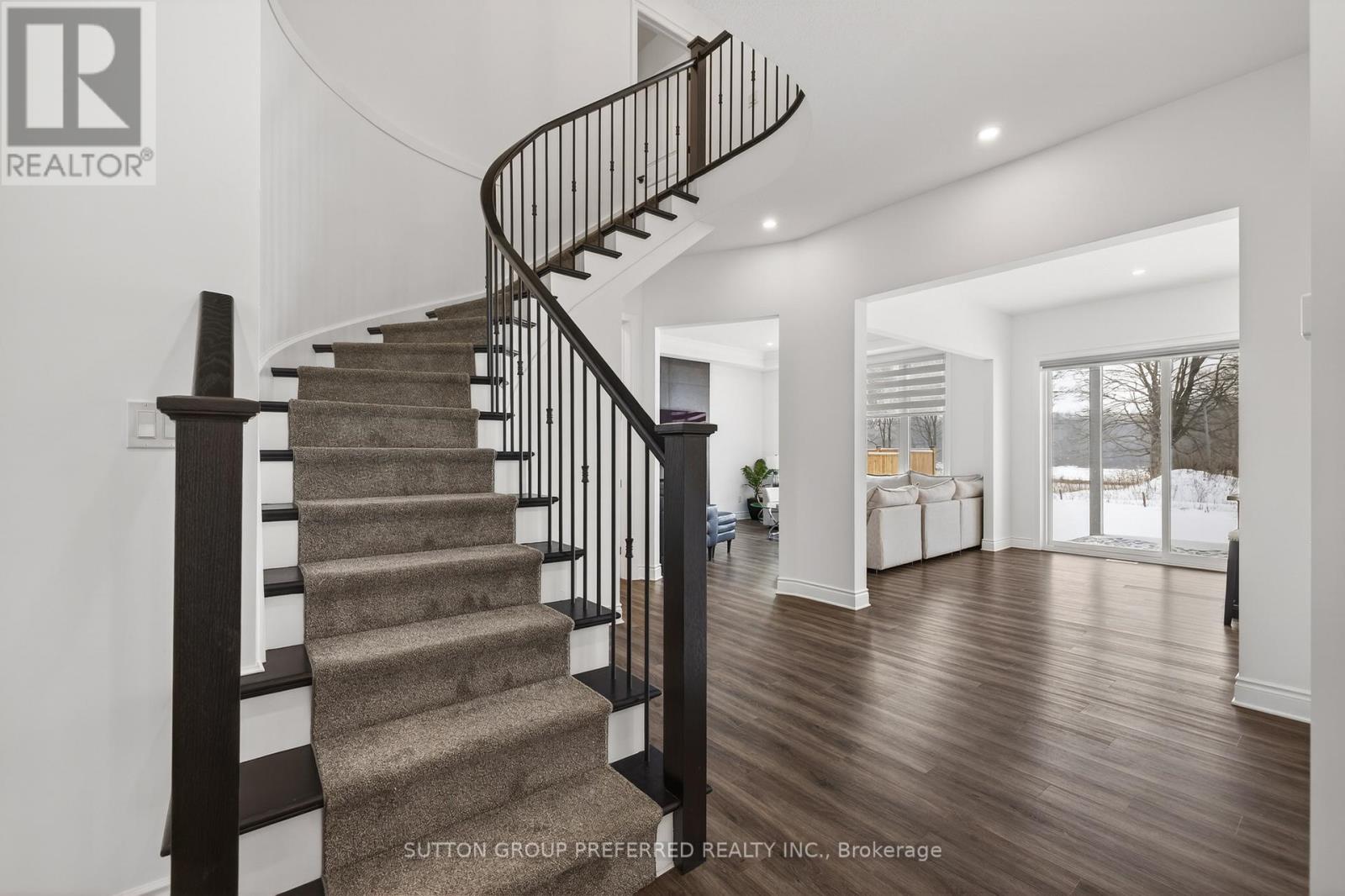 105 Harvest Lane, Thames Centre, Ontario  N0L 1G2 - Photo 9 - X12781792