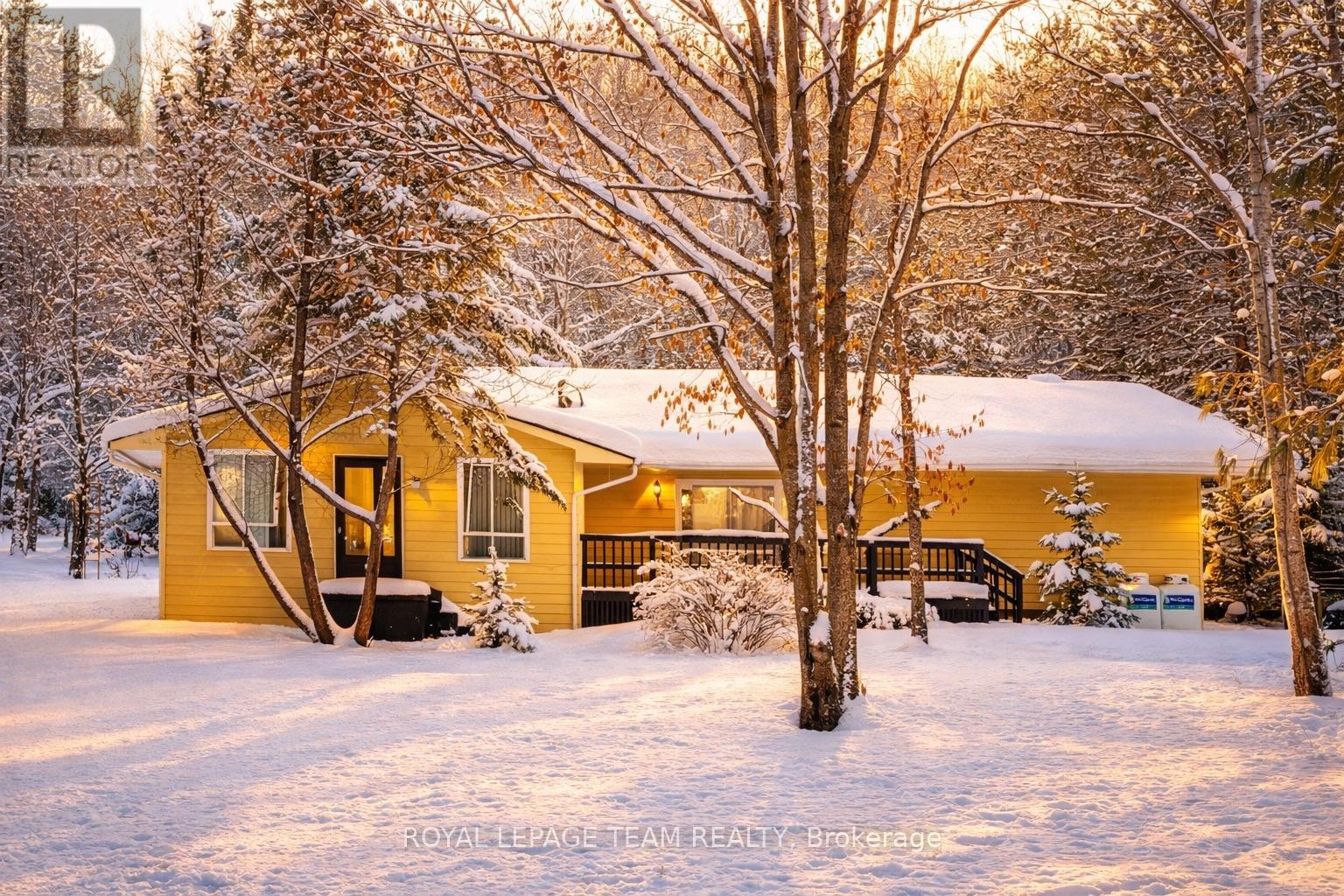 4 Murchison Road, South Algonquin, Ontario  K0J 2C0 - Photo 2 - X12781796