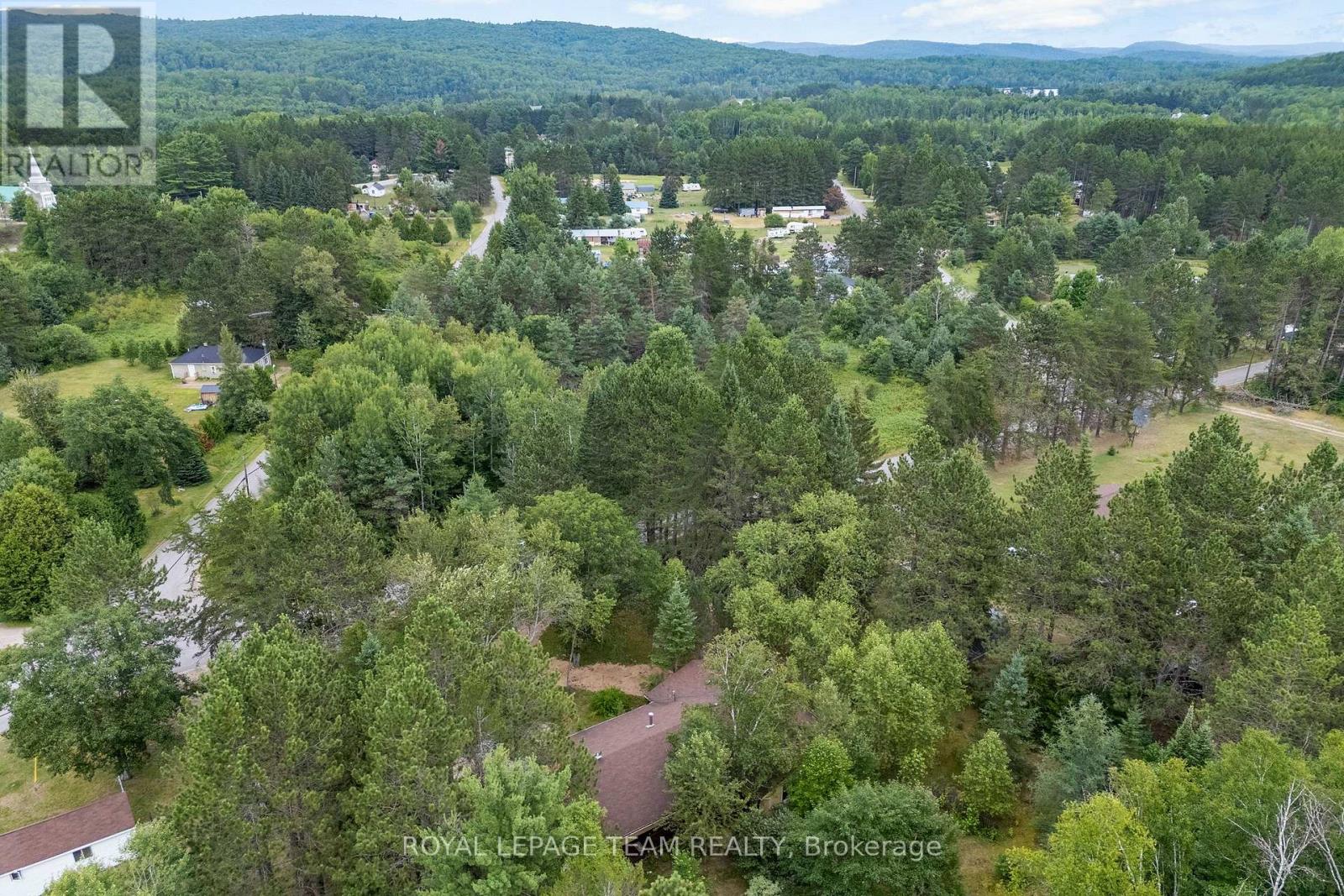 4 Murchison Road, South Algonquin, Ontario  K0J 2C0 - Photo 9 - X12781796