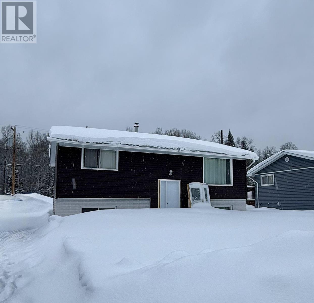 108 Highland Cres, Nakina, Ontario  P0T 2H0 - Photo 3 - TB2600219