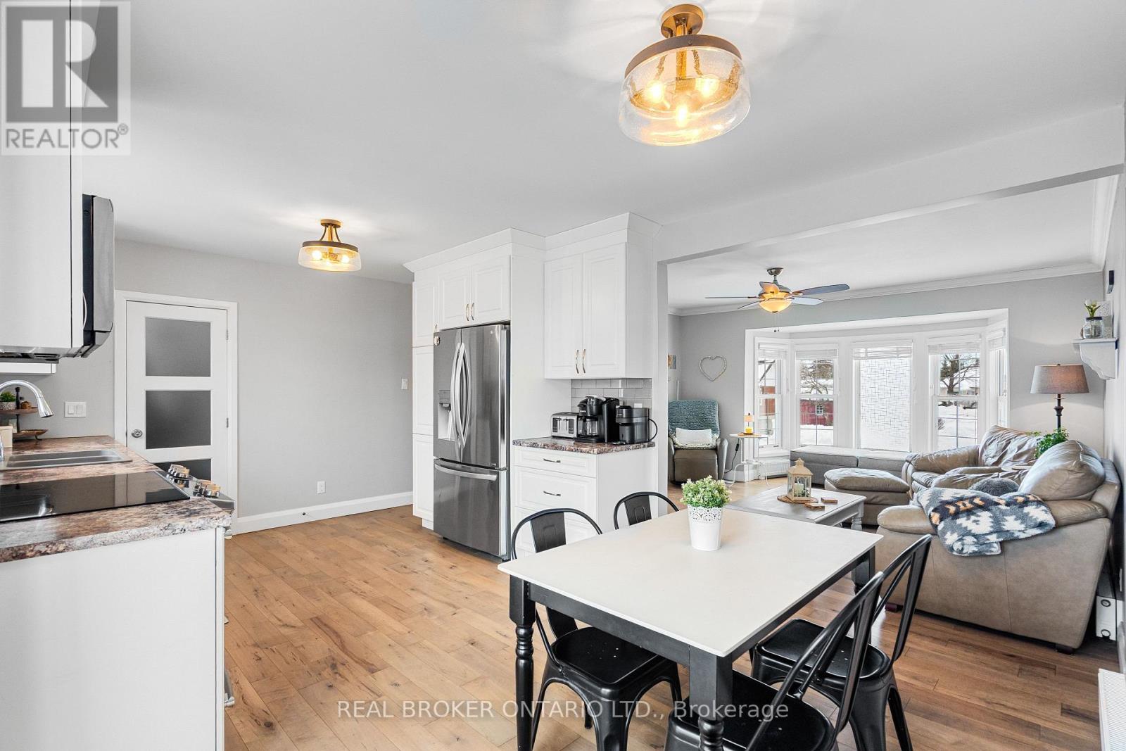 12 Florence Street, Smiths Falls, Ontario  K7A 4A3 - Photo 18 - X12781810