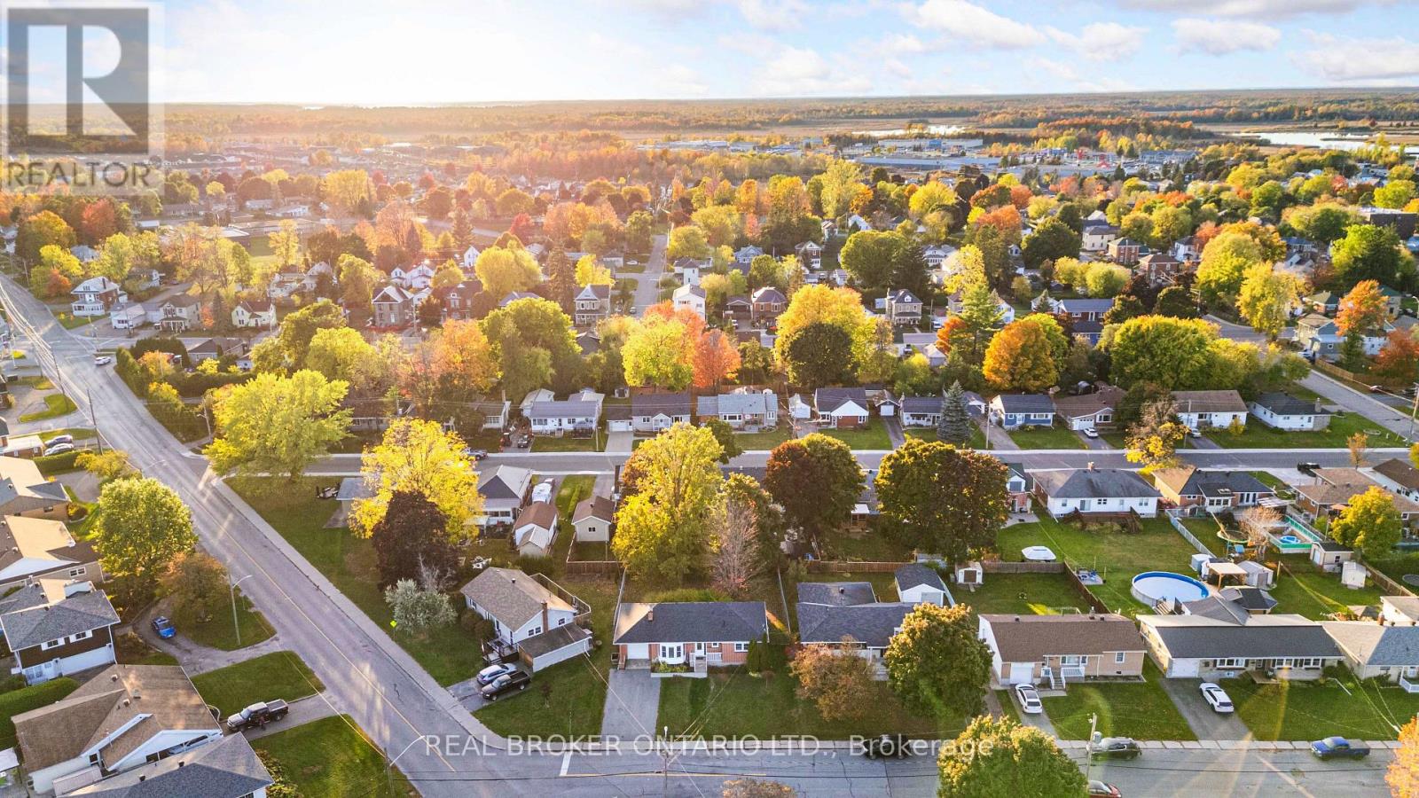 12 Florence Street, Smiths Falls, Ontario  K7A 4A3 - Photo 4 - X12781810