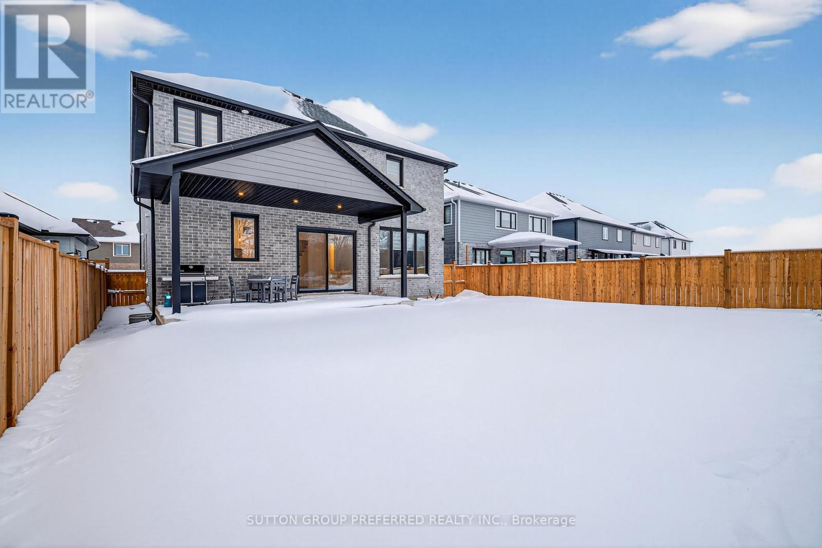 105 Harvest Lane, Thames Centre, Ontario  N0L 1G2 - Photo 46 - X12781792