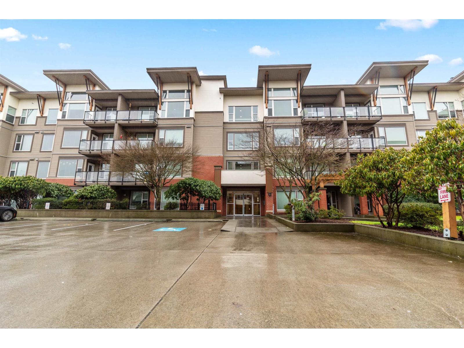 207 33539 Holland Avenue, Abbotsford, British Columbia  V2S 0C6 - Photo 2 - R3088884