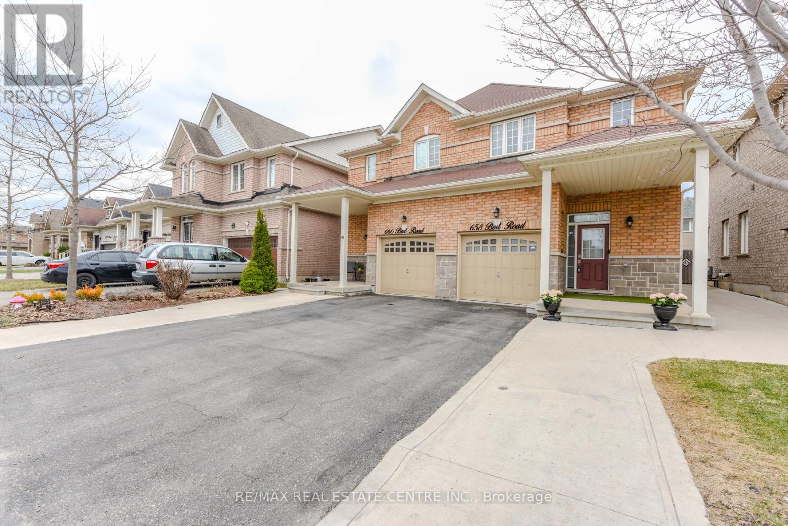 658 Best Road, Milton, Ontario  L9T 8M2 - Photo 2 - W12781788