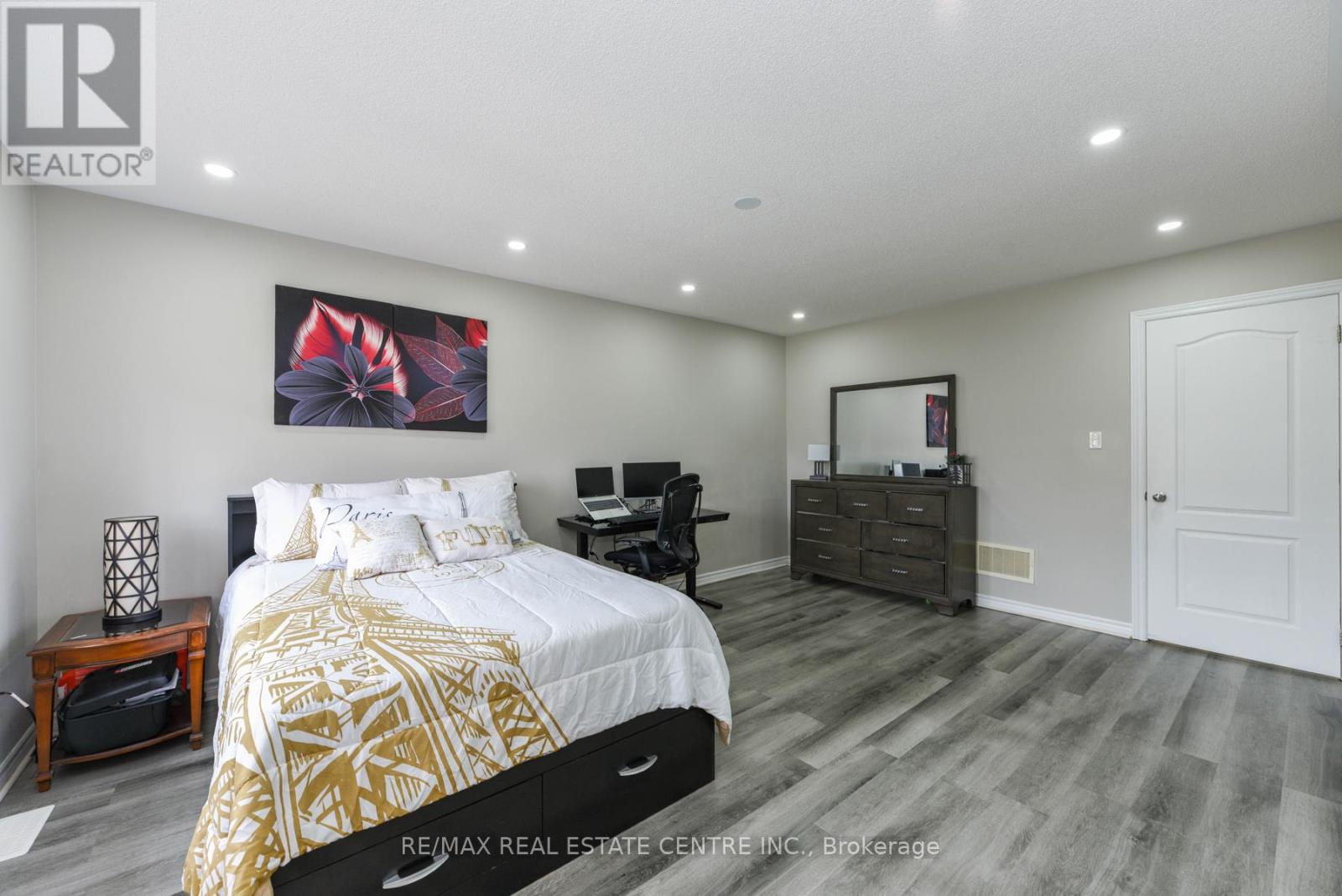 658 Best Road, Milton, Ontario  L9T 8M2 - Photo 24 - W12781788