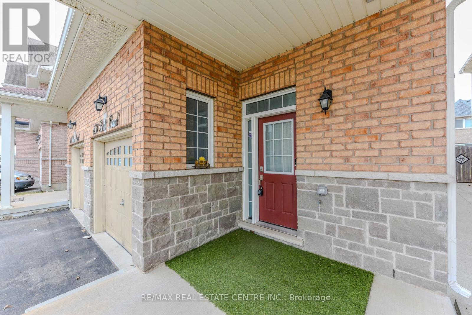 658 Best Road, Milton, Ontario  L9T 8M2 - Photo 3 - W12781788