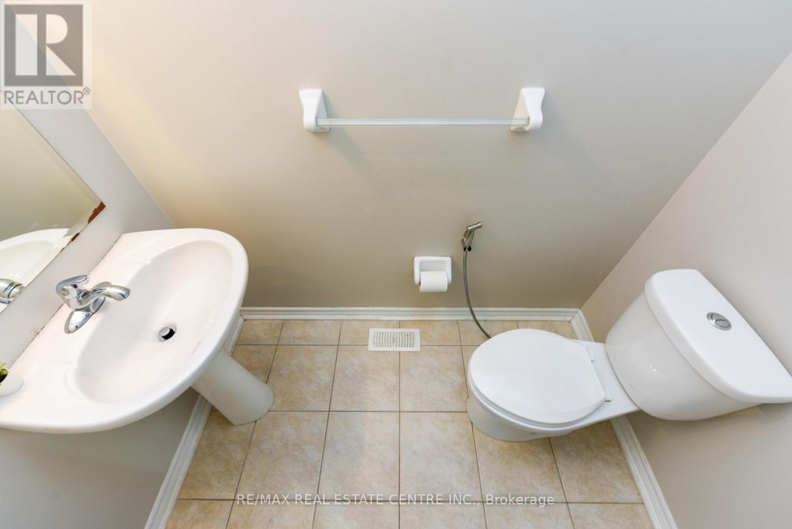 658 Best Road, Milton, Ontario  L9T 8M2 - Photo 6 - W12781788