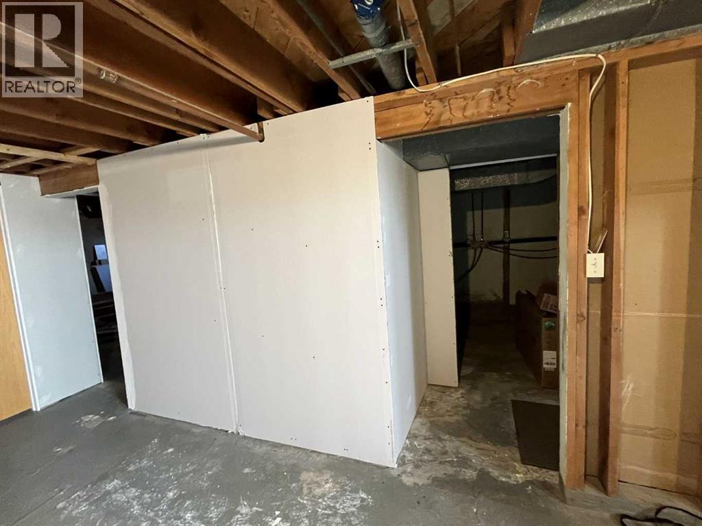 501 Main Street, Burdett, Alberta  T0K 0J0 - Photo 17 - A2285860