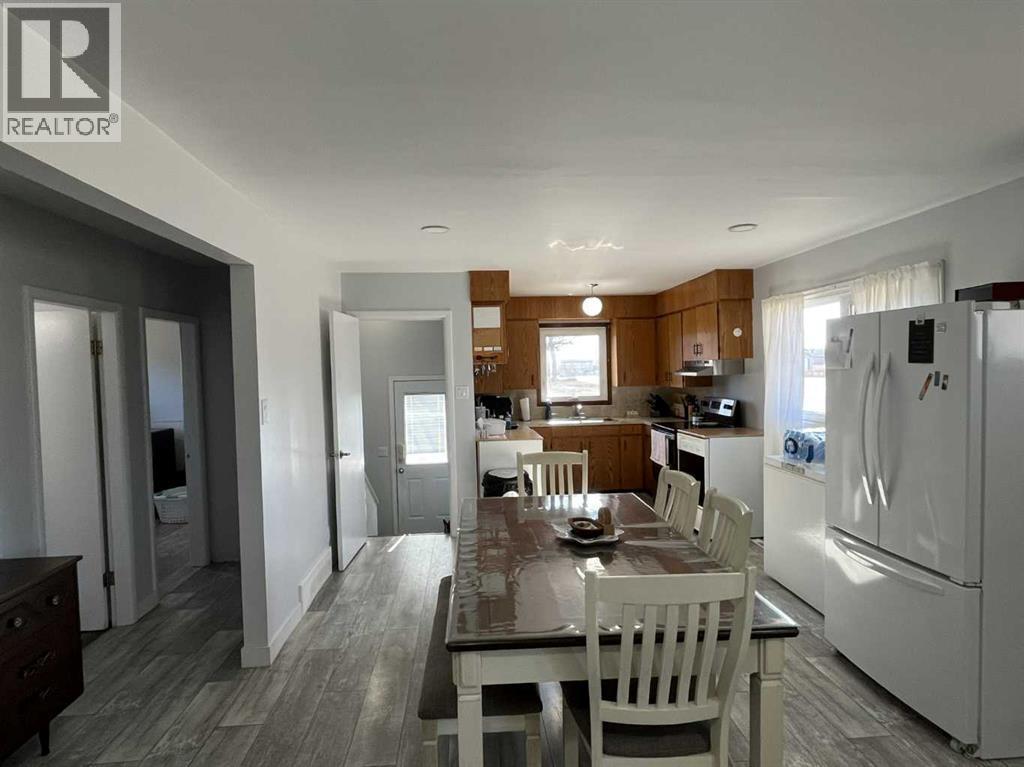 501 Main Street, Burdett, Alberta  T0K 0J0 - Photo 5 - A2285860