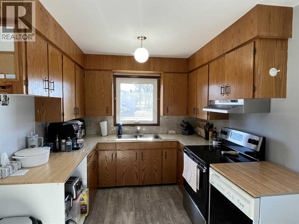 501 Main Street, Burdett, Alberta  T0K 0J0 - Photo 6 - A2285860