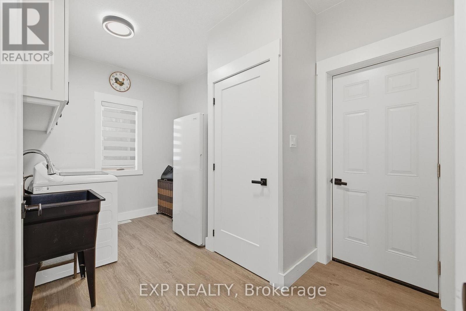 86710b Molesworth Line, Huron East, Ontario  N4W 3G6 - Photo 12 - X12781800