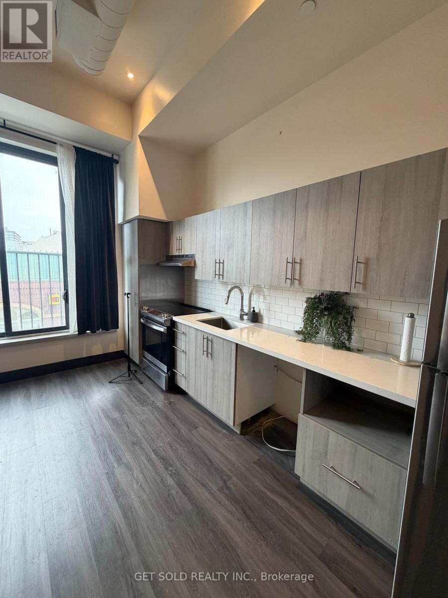 121 KING STREET E, Hamilton, Ontario