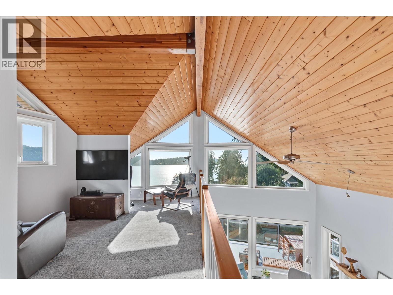 481 Central Avenue, Gibsons, British Columbia  V0N 1V1 - Photo 18 - R3089302