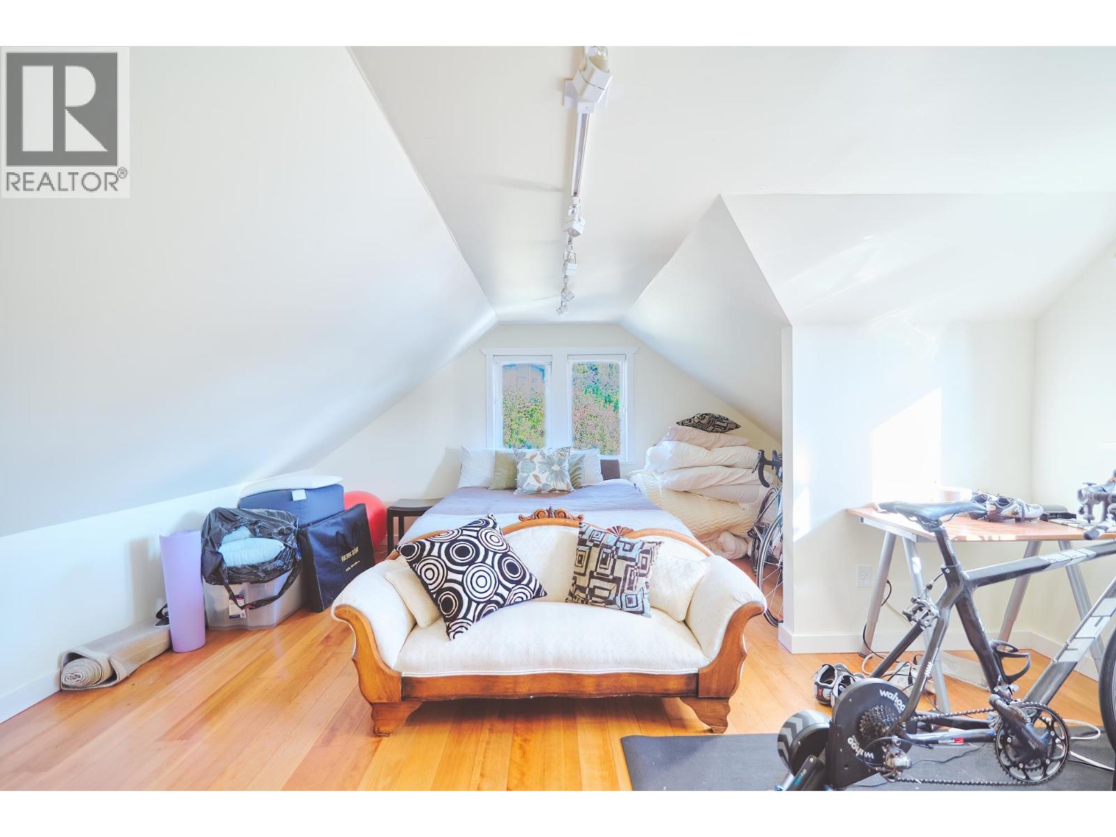 481 Central Avenue, Gibsons, British Columbia  V0N 1V1 - Photo 36 - R3089302