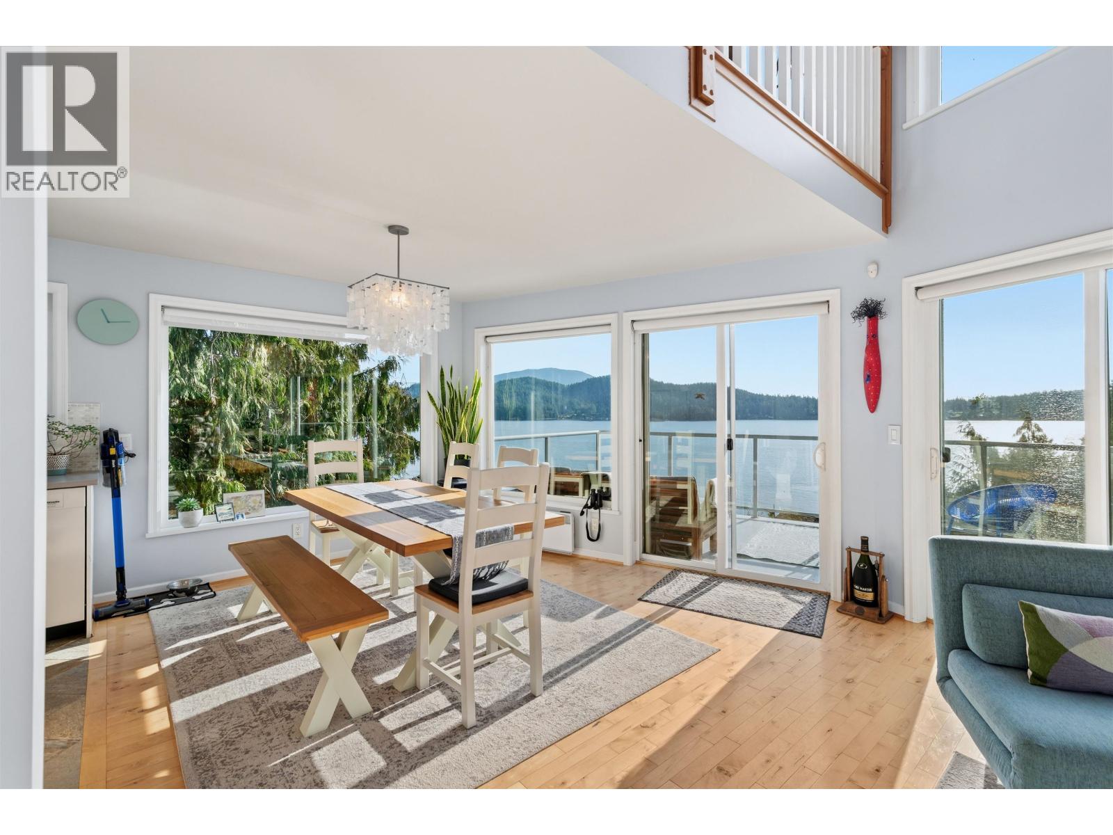 481 Central Avenue, Gibsons, British Columbia  V0N 1V1 - Photo 7 - R3089302