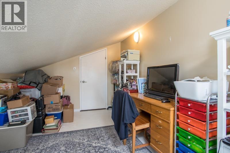 18985 119b Avenue, Pitt Meadows, British Columbia  V3Y 1X4 - Photo 31 - R3089306