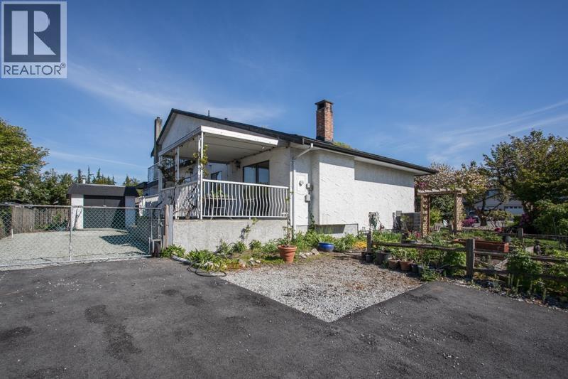 18985 119b Avenue, Pitt Meadows, British Columbia  V3Y 1X4 - Photo 5 - R3089306