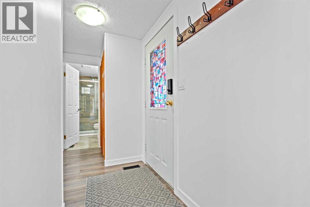 38, 3223 83 Street Nw, Calgary, Alberta  T3B 5M8 - Photo 7 - A2274916