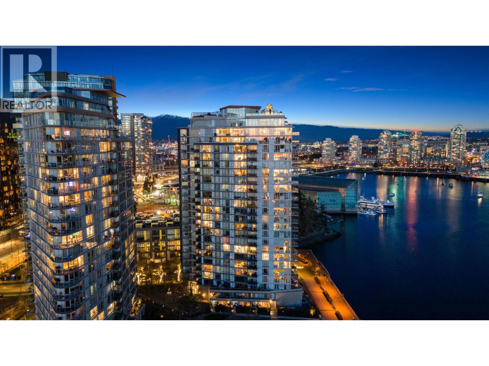 903 8 Smithe Mews, Vancouver, British Columbia  V6B 0A5 - Photo 37 - R3089241