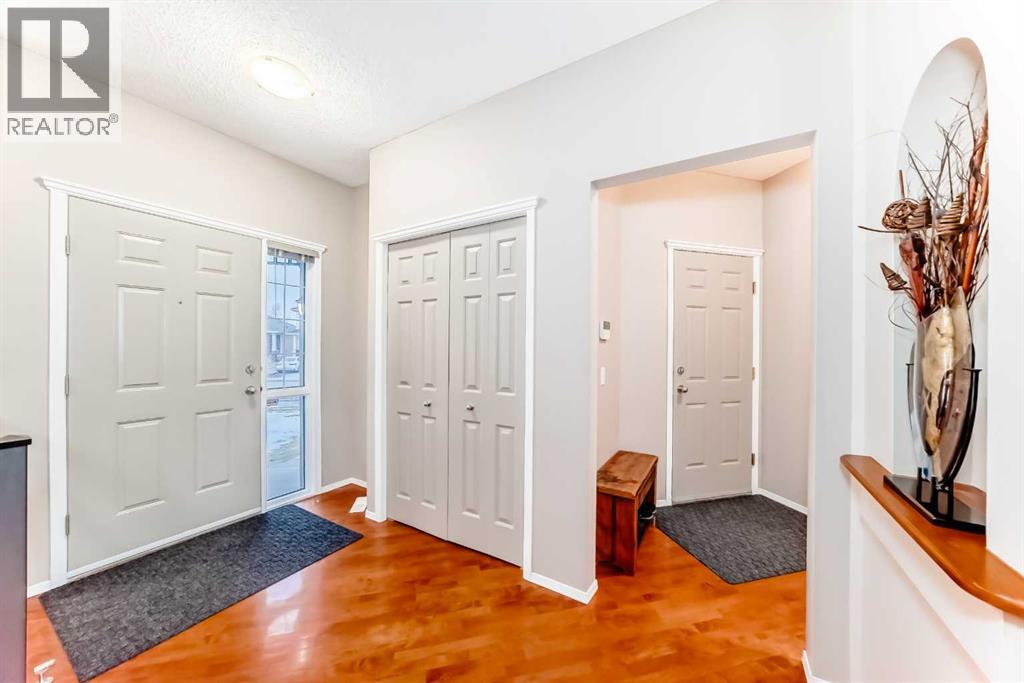 11931 Valley Ridge Drive Nw, Calgary, Alberta  T3B 5W3 - Photo 5 - A2283559