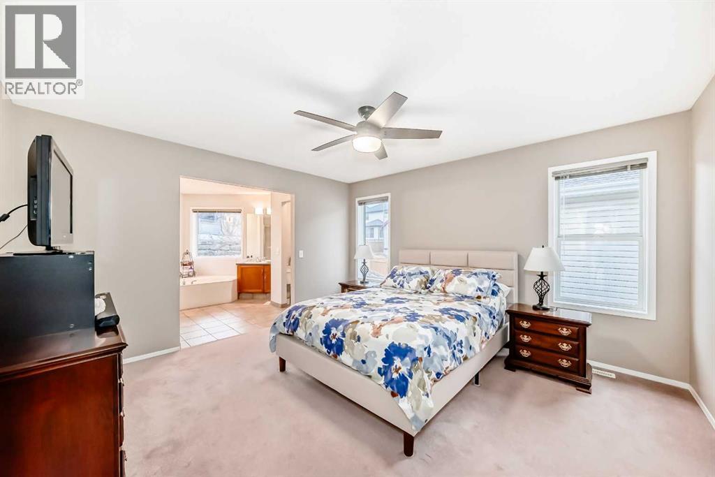 11931 Valley Ridge Drive Nw, Calgary, Alberta  T3B 5W3 - Photo 17 - A2283559