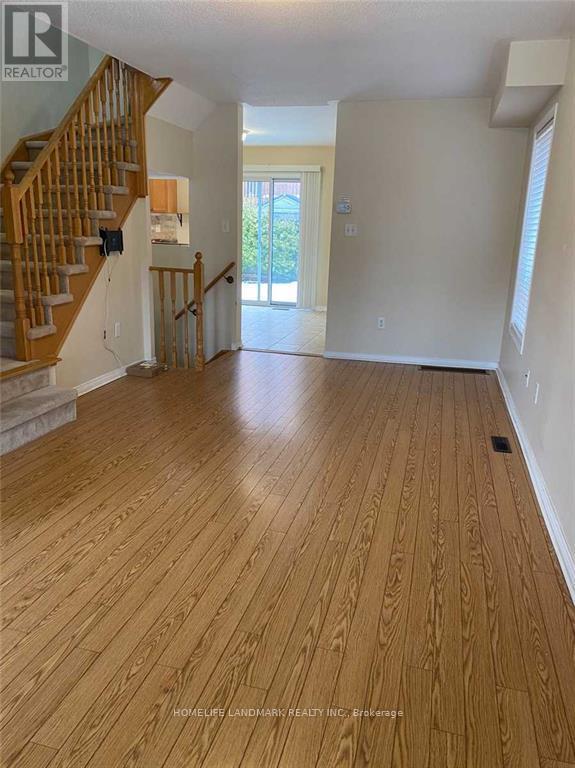 97 Gail Parks Crescent, Newmarket, Ontario  L3X 3C1 - Photo 5 - N12781818