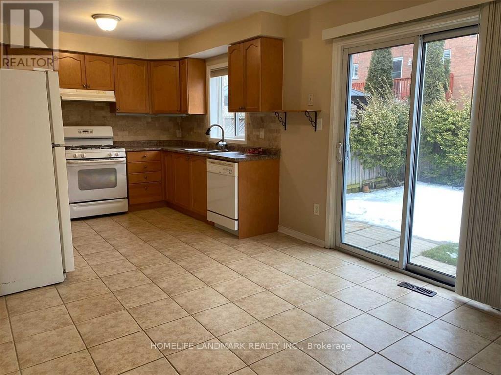 97 Gail Parks Crescent, Newmarket, Ontario  L3X 3C1 - Photo 6 - N12781818