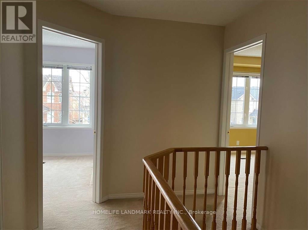 97 Gail Parks Crescent, Newmarket, Ontario  L3X 3C1 - Photo 8 - N12781818