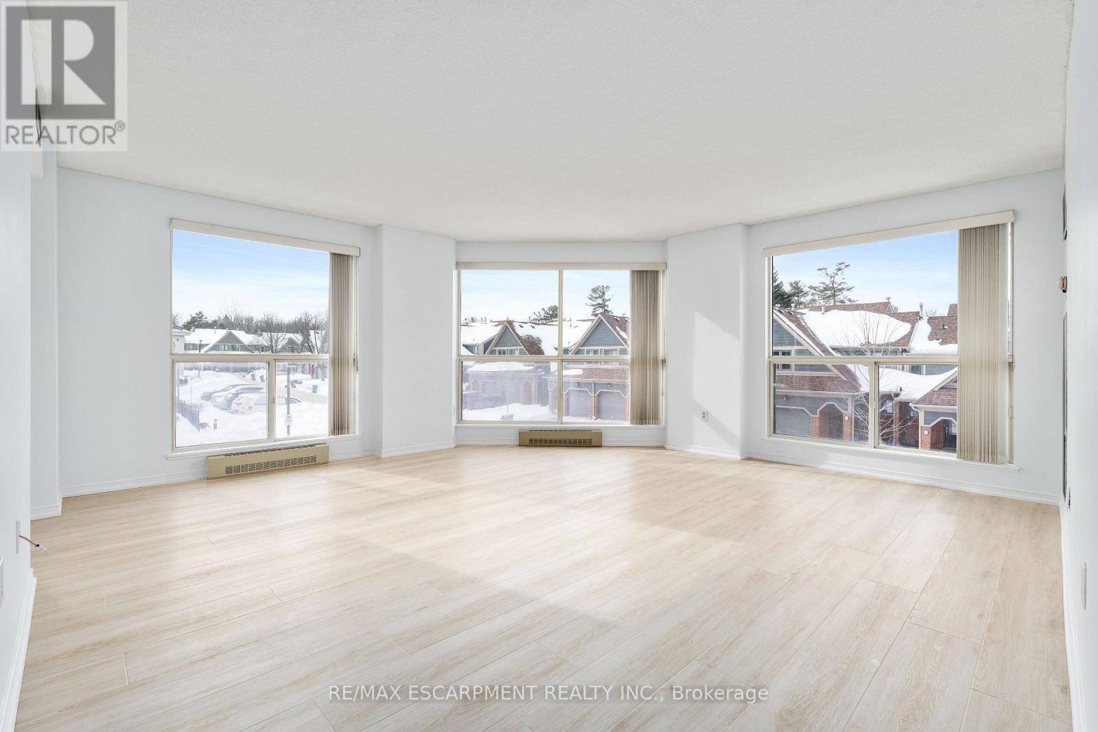 209 - 2155 Burnhamthorpe Road W, Mississauga, Ontario  L5L 5P4 - Photo 9 - W12781816