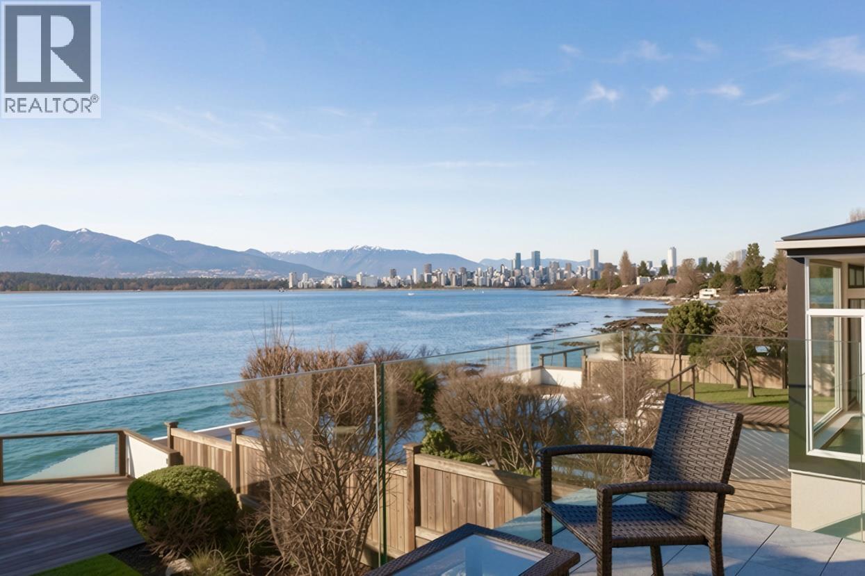 3131 Point Grey Road, Vancouver, British Columbia  V6K 1B3 - Photo 2 - R3077468