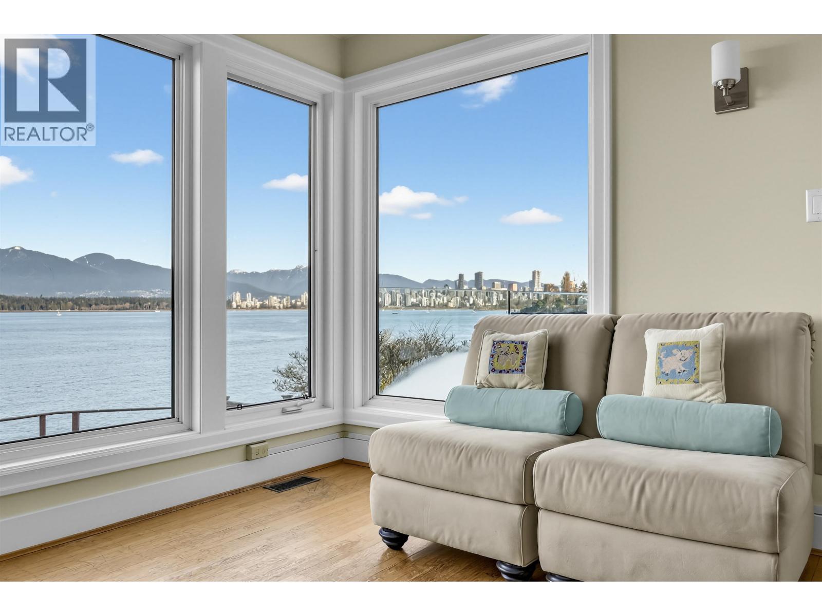 3131 Point Grey Road, Vancouver, British Columbia  V6K 1B3 - Photo 4 - R3077468