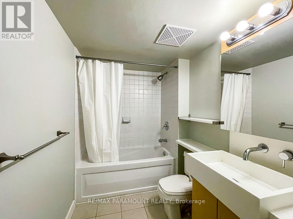 509 - 11 Brunel Court, Toronto, Ontario  M5V 3Y3 - Photo 12 - C12781824