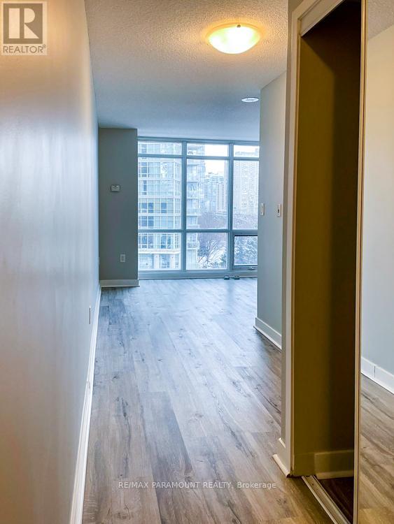 509 - 11 Brunel Court, Toronto, Ontario  M5V 3Y3 - Photo 6 - C12781824