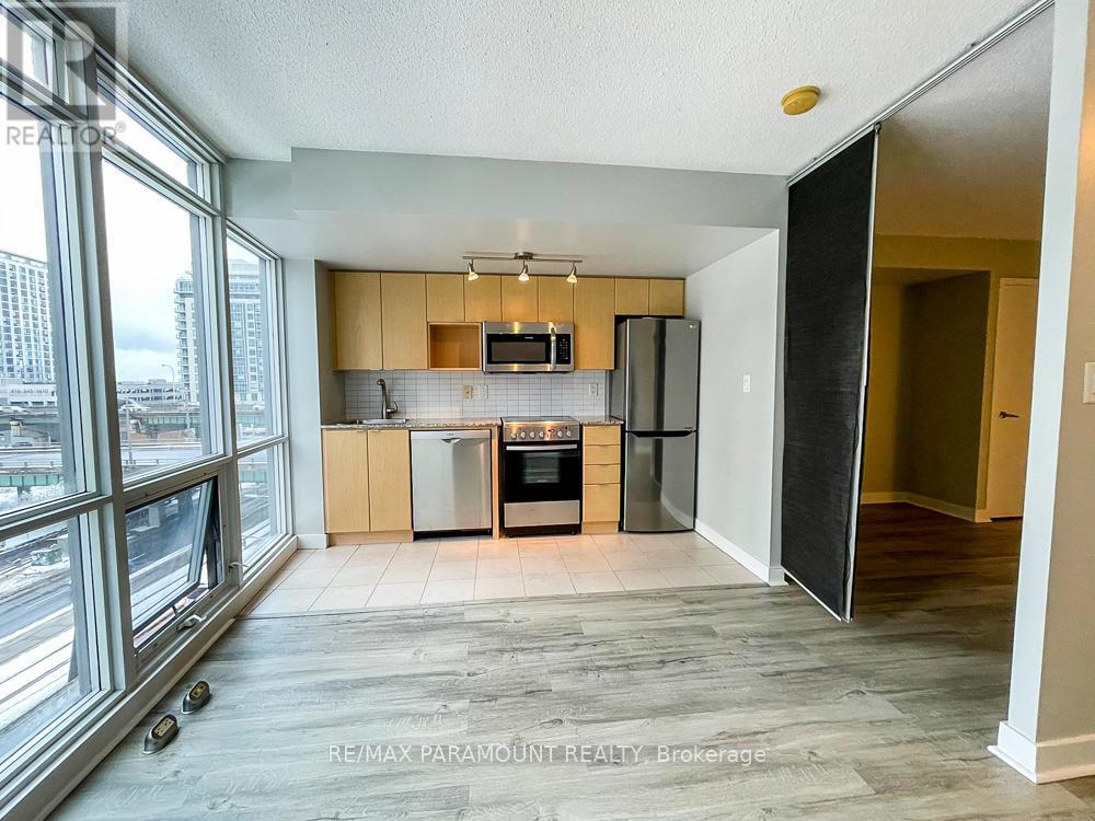 509 - 11 Brunel Court, Toronto, Ontario  M5V 3Y3 - Photo 8 - C12781824