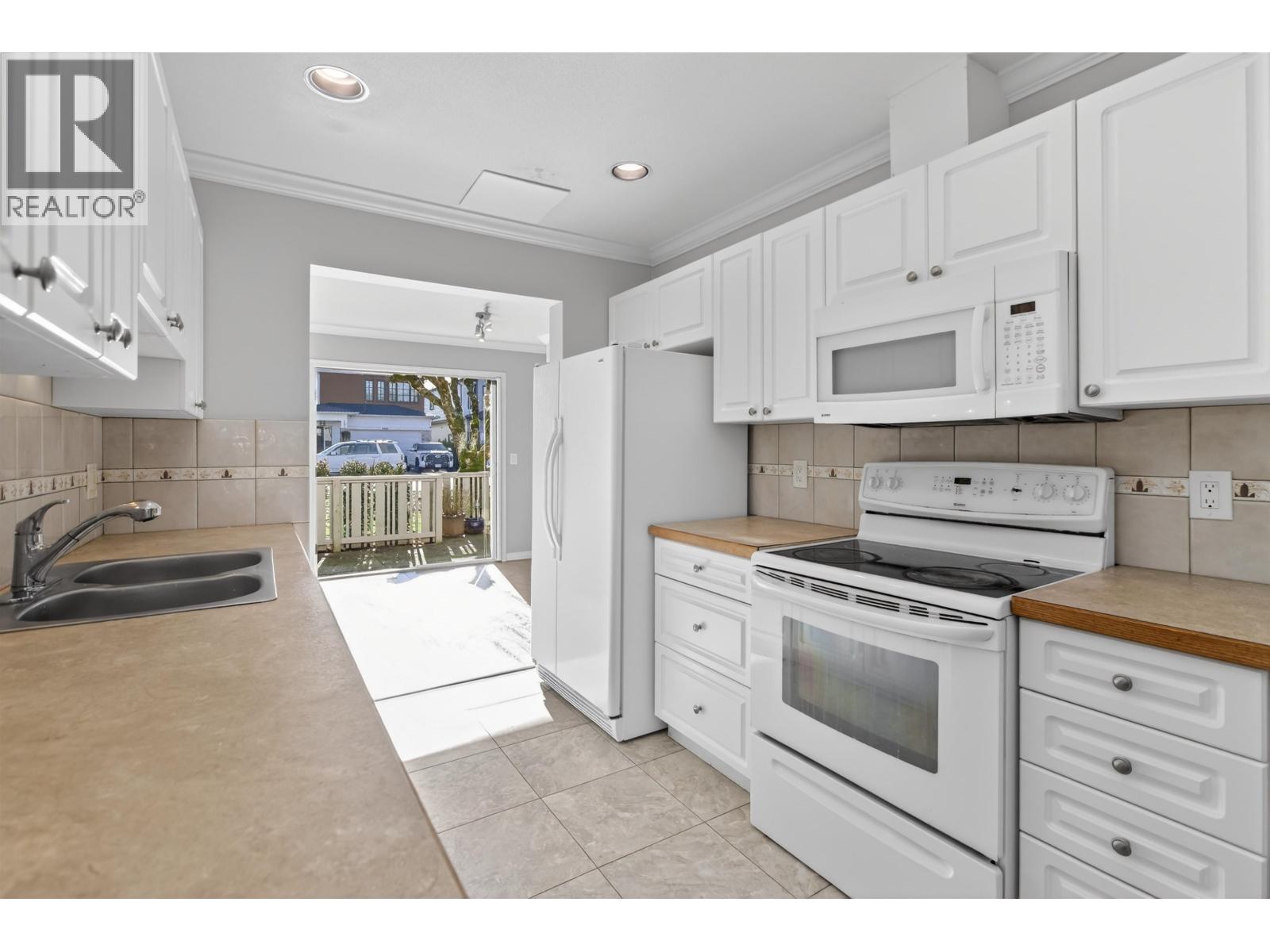 22 19051 119th Avenue, Pitt Meadows, British Columbia  V3Y 2M8 - Photo 13 - R3088596