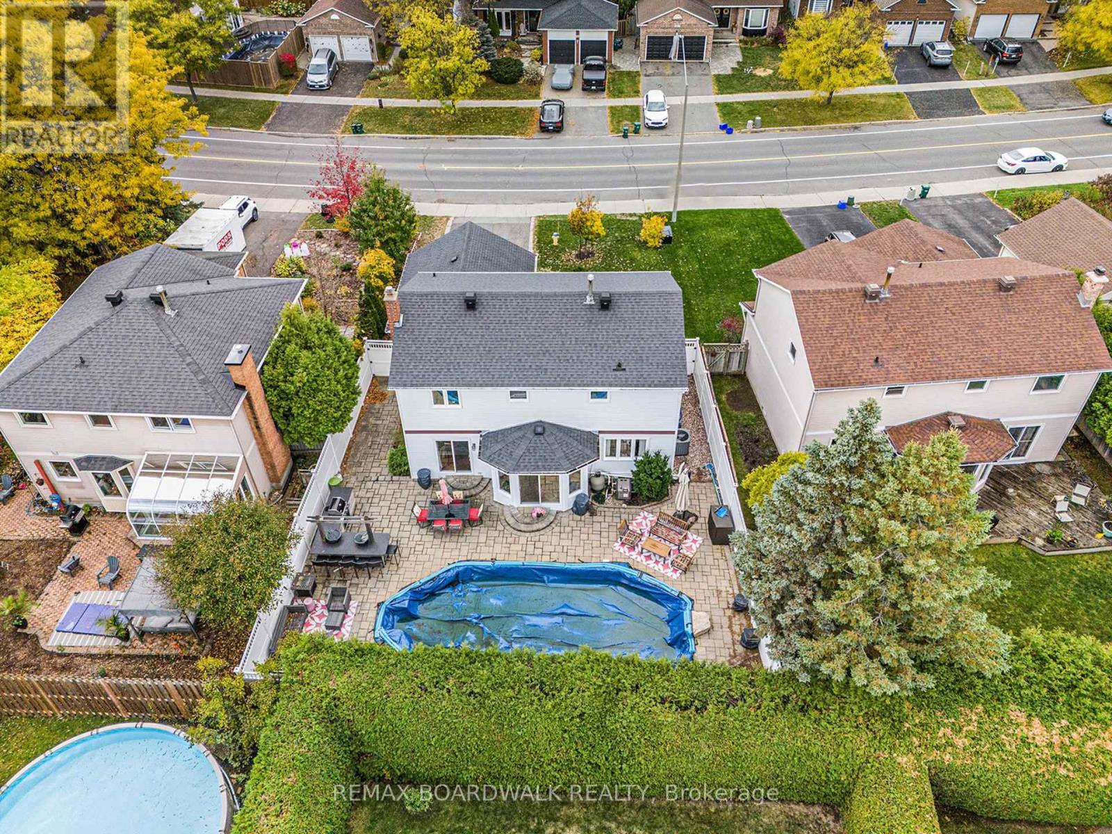 1315 Prestone Drive, Ottawa, Ontario  K1E 2Z2 - Photo 31 - X12781832