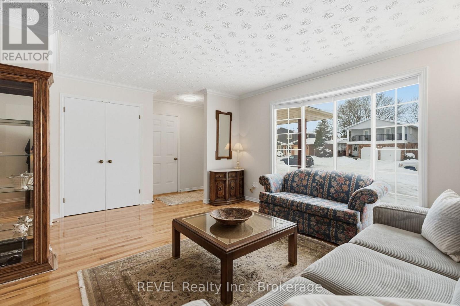 7362 Nathan Crescent, Niagara Falls, Ontario  L2G 7R6 - Photo 10 - X12781856