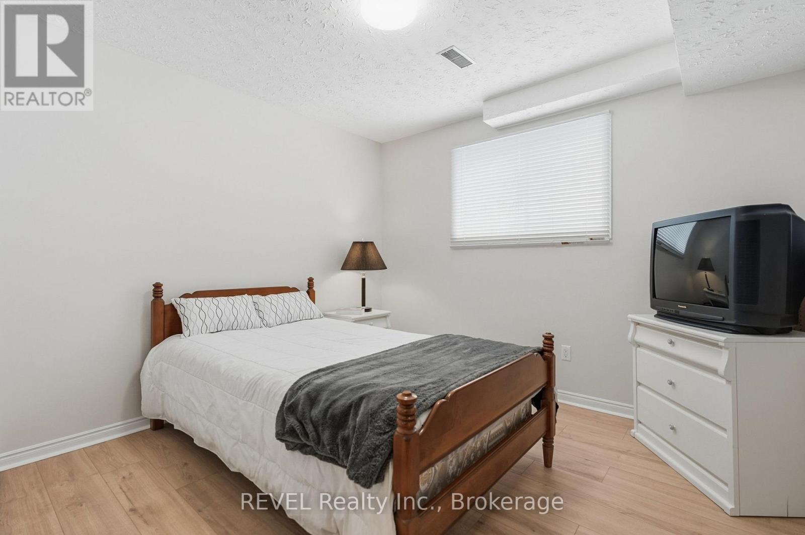 7362 Nathan Crescent, Niagara Falls, Ontario  L2G 7R6 - Photo 31 - X12781856