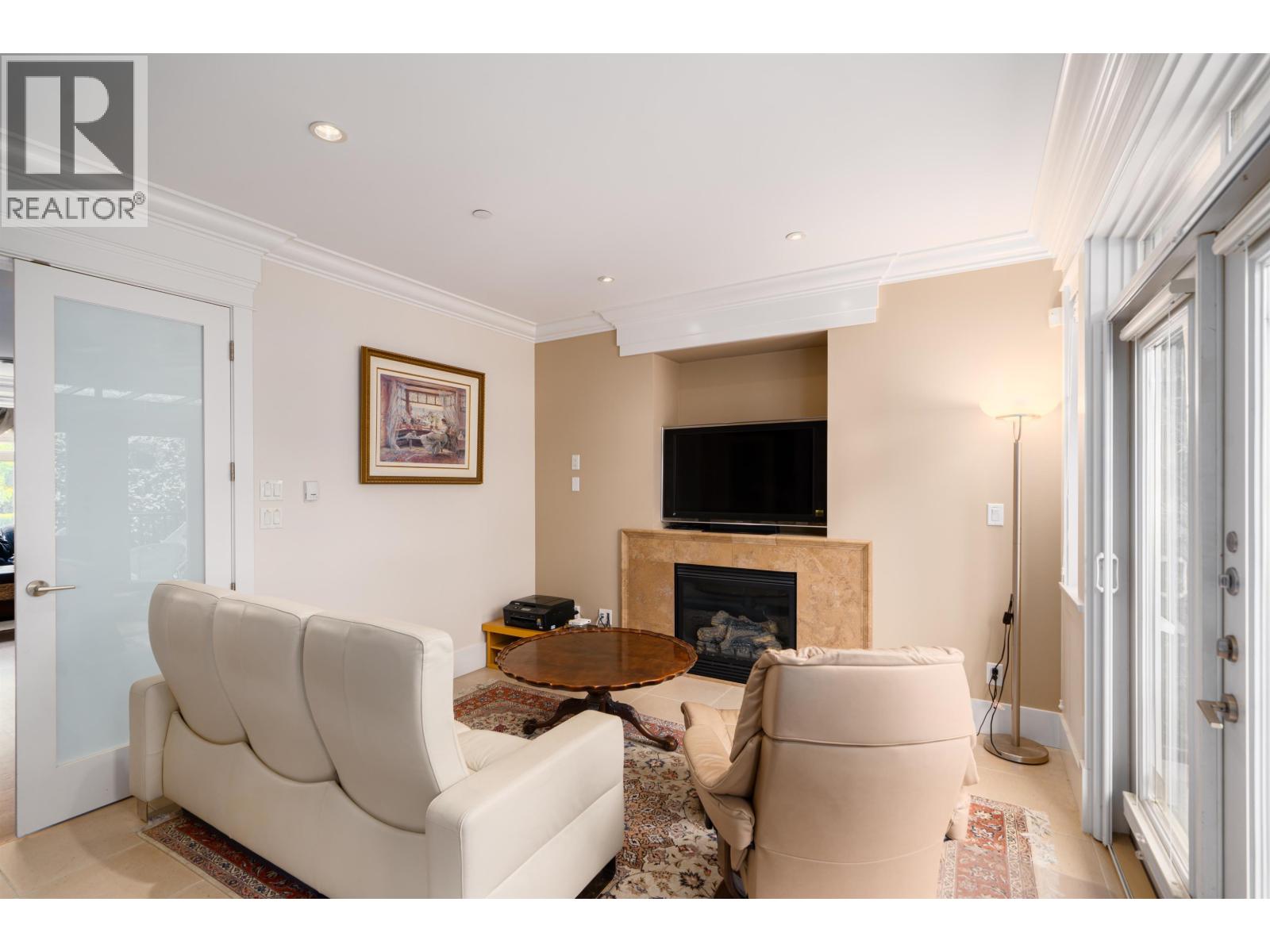 1683 W 64th Avenue, Vancouver, British Columbia  V6P 2P2 - Photo 6 - R3077372